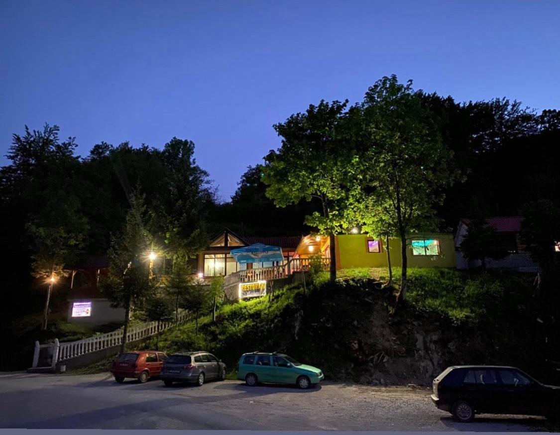 Apartmani Sastavci Tjentiste Luaran gambar